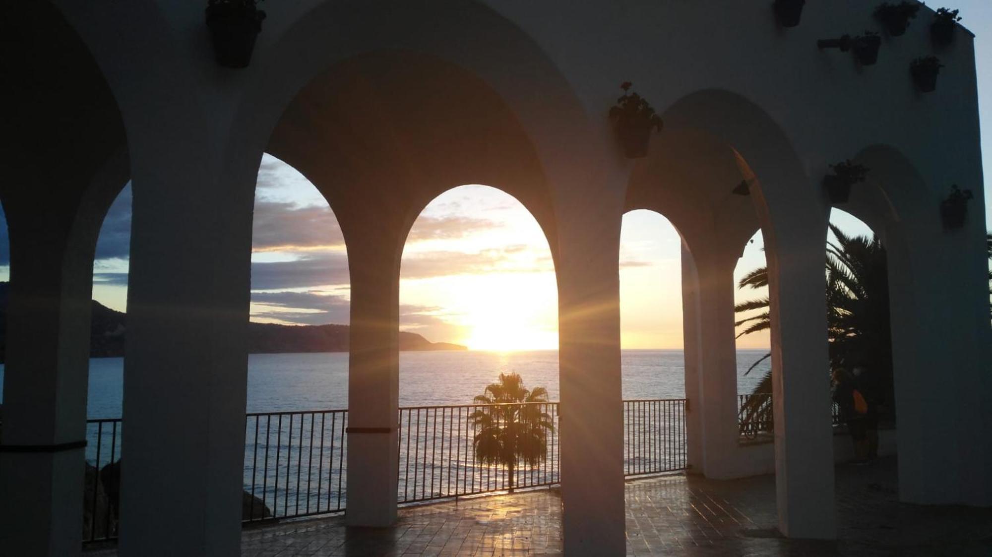 Apartament Torresol Sea View Nerja Zewnętrze zdjęcie