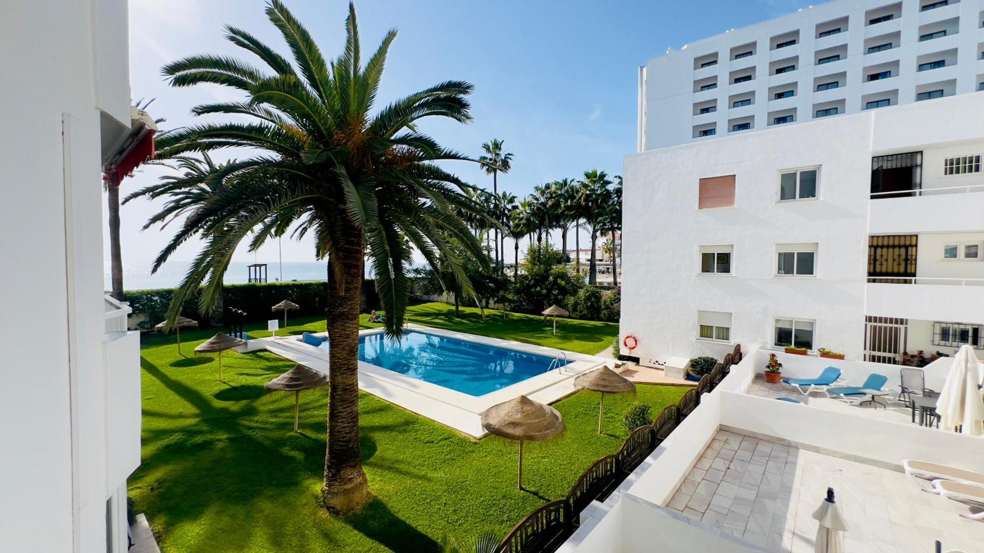 Apartament Torresol Sea View Nerja Zewnętrze zdjęcie